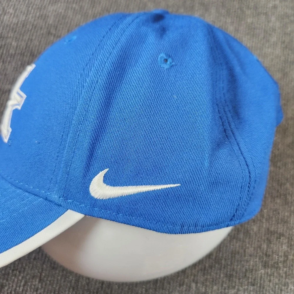 Kentucky Wildcats Hat Adjustable One Size Nike Legacy 91 Dri Fit NCAA Basketball